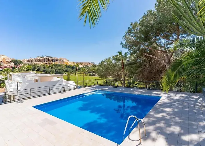 2 Bedroom Golf House - Spectacular Views